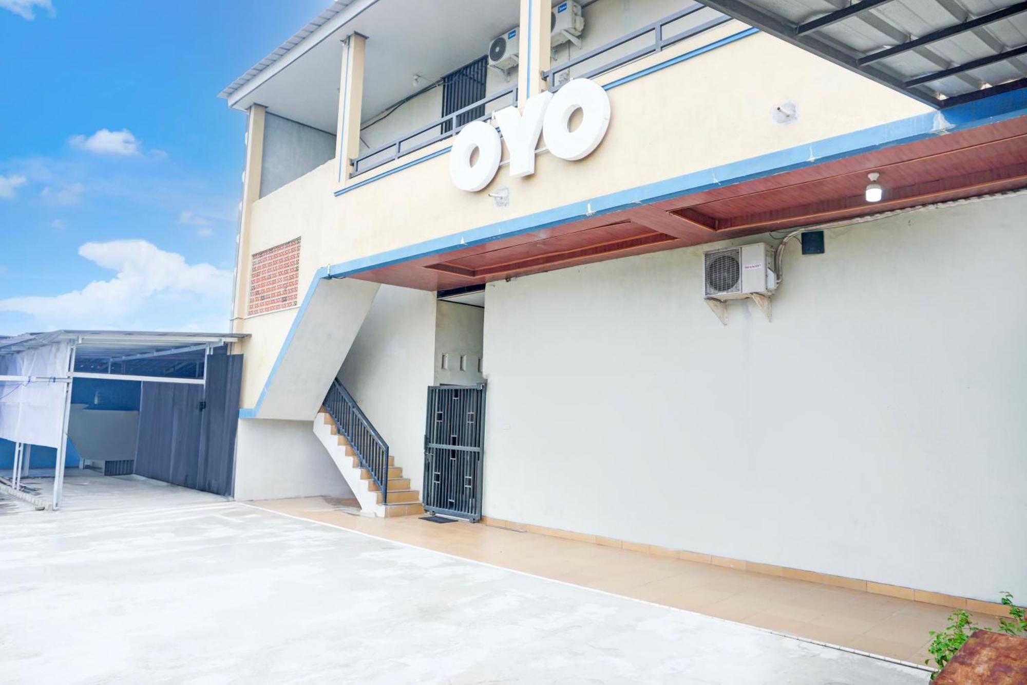 Hotel O Sukarame Near Universitas Islam Negeri Raden Intan Lampun Formerly Hotel Wisma Tri Handayani บันดาร์ ลัมปุง ภายนอก รูปภาพ